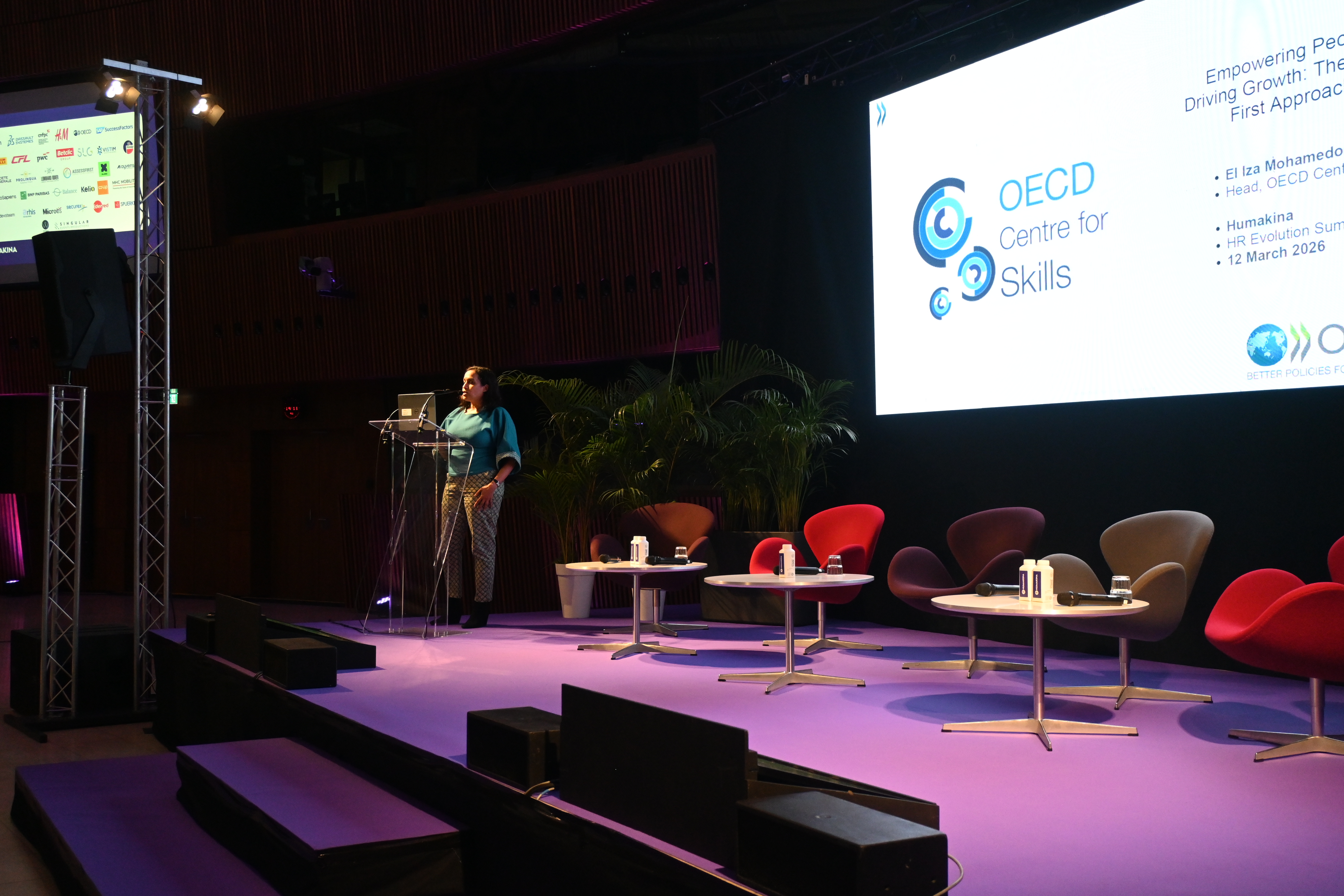 Vers un marché du travail “skills-first” : les enseignements du keynote de l’OCDE au HR Evolution Summit