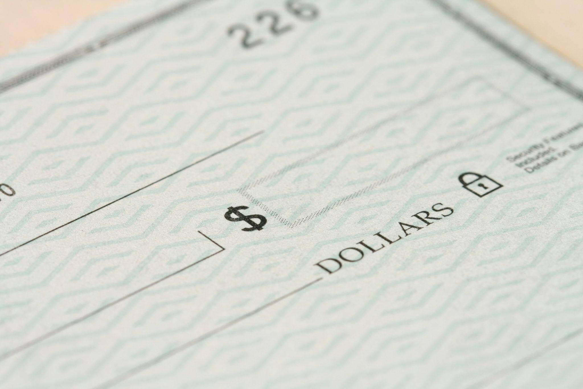 Discussion sur le salaire : un tabou pour les seniors, une pratique courante chez les jeunes | Humakina